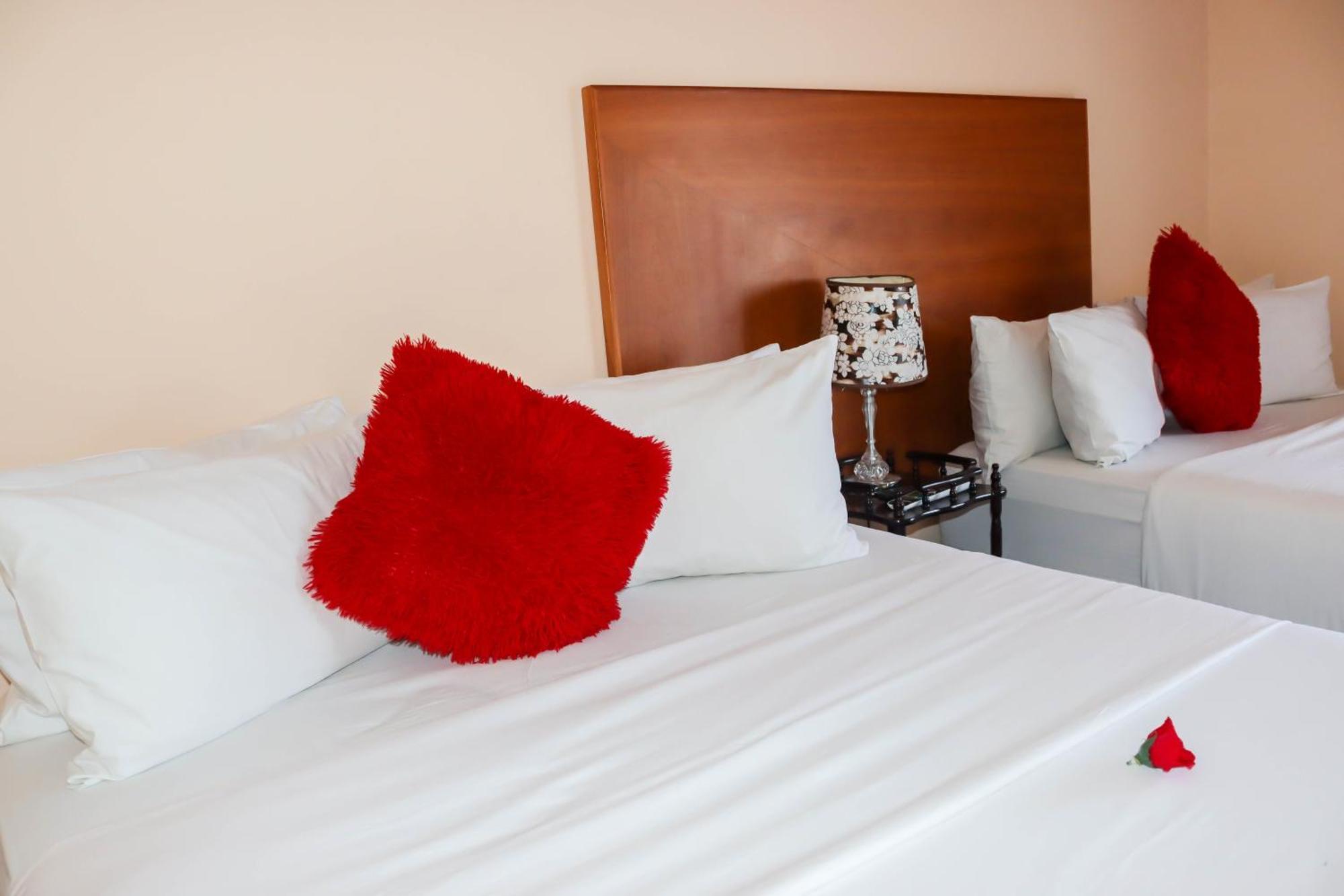 Meet Mekaar Resorts - Nquthu Hotel Esterno foto