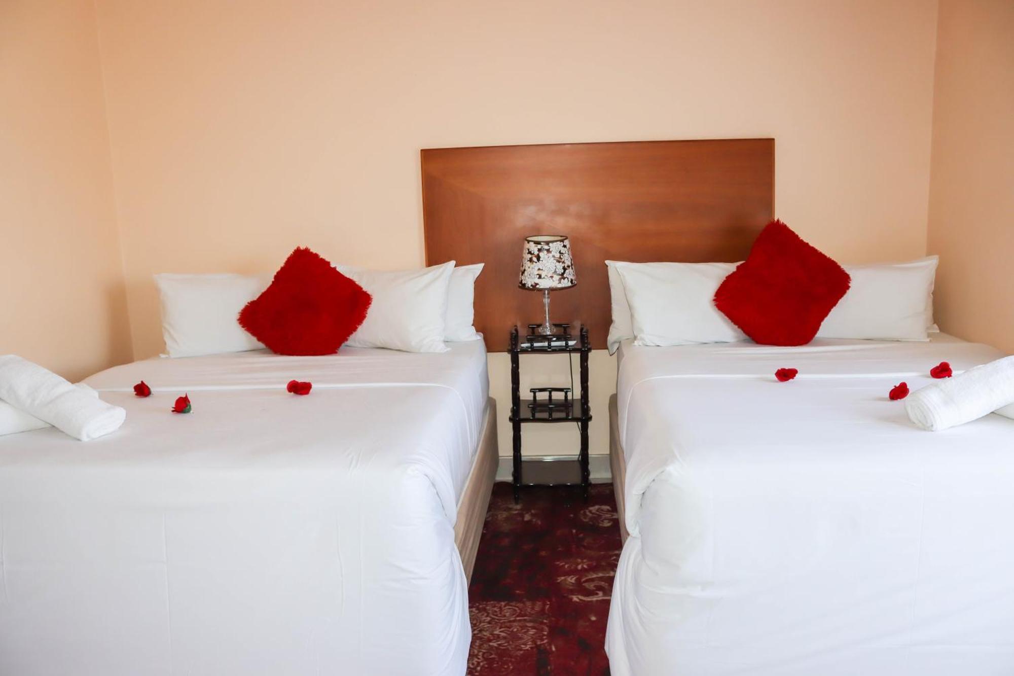Meet Mekaar Resorts - Nquthu Hotel Esterno foto